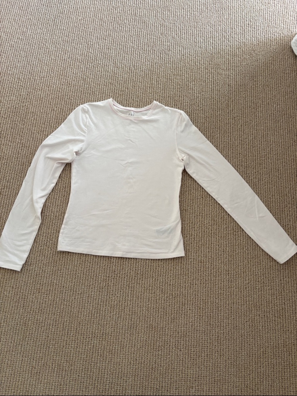 GAP Women's Long Sleeve Crewneck Top - White